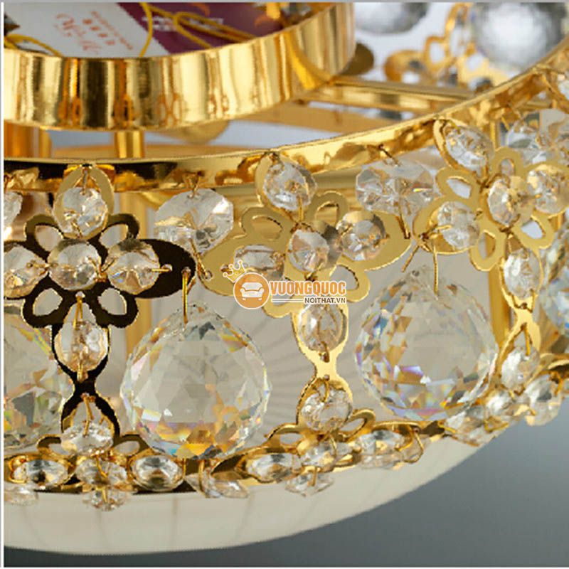 Đèn ốp trần pha lê gắn đá tinh xảo CM162-9